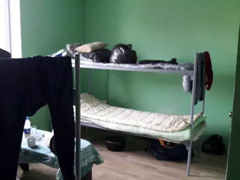 Двухэтажная общага зачищена